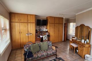 3 Bedroom Property for Sale in Stilbaai Wes Western Cape